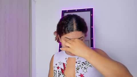 M E L I N A  online show from 06.12.26