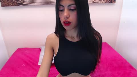 Snapshot of melisa_torrez chatting on 01.22.25 melisa online show from 01.22.25