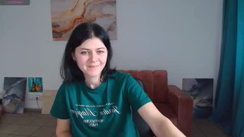 Snapshot of melisagollden chatting on 11.27.25 Melisa online show from 11.27.25