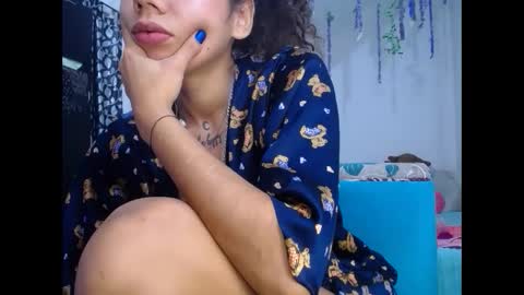 Snapshot of meliss1 chatting on 01.22.25 melissa online show from 01.22.25