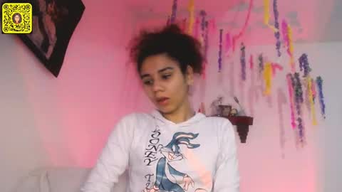 Snapshot of meliss1 chatting on 02.13.25 melissa online show from 02.13.25