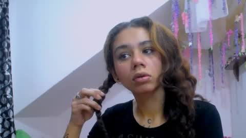 Snapshot of meliss1 chatting on 03.07.25 melissa online show from 03.07.25