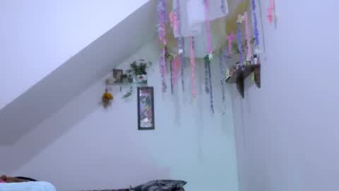 Snapshot of meliss1 chatting on 03.10.25 melissa online show from 03.10.25