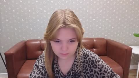 Sophia online show from 11.20.25