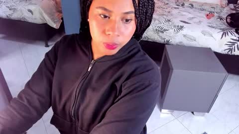 Snapshot of melissa_23_ chatting on 10.22.25 melissa_23_ online show from 10.22.25