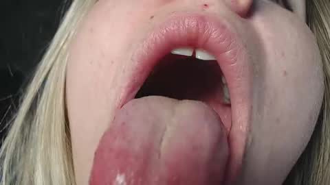 Melissa  Ray online show from 12.13.24