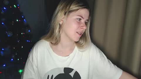 Melissa  Ray online show from 12.17.24