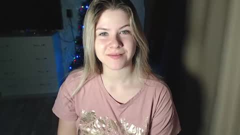 Melissa  Ray online show from 12.23.24