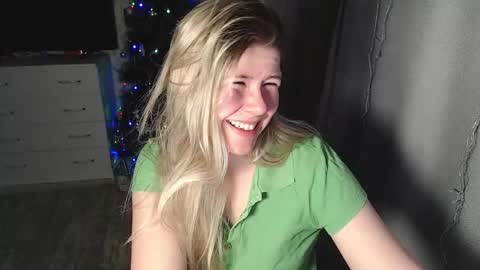 Melissa  Ray online show from 01.02.25