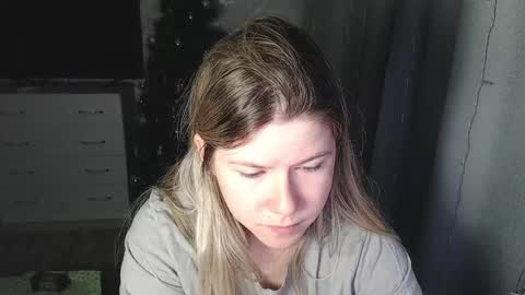 Melissa  Ray online show from 01.15.25