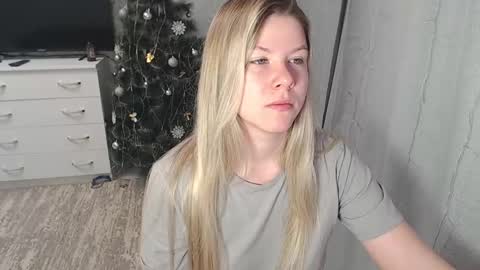 Melissa  Ray online show from 01.23.25