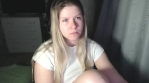 Melissa  Ray online show from 01.24.25