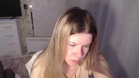 Melissa  Ray online show from 01.28.25