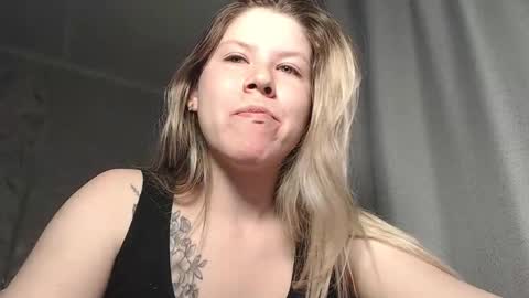 Melissa  Ray online show from 03.11.25