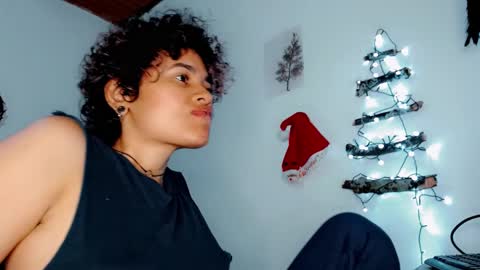 Snapshot of melissa_and_carol chatting on 12.24.24 Carol - Dany online show from 12.24.24