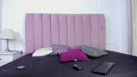 Snapshot of melissa_belmont chatting on 11.30.25 melissa_belmont online show from 11.30.25