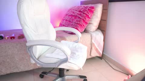 Melissa online show from 10.14.25