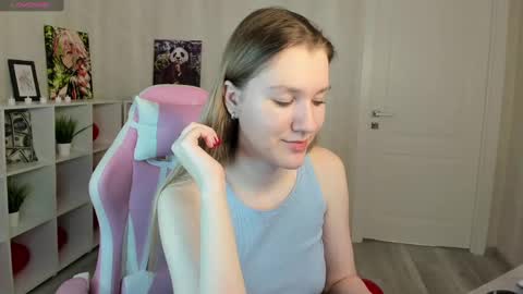 Snapshot of melissa_moooree chatting on 03.11.25 melissa_moooree online show from 03.11.25