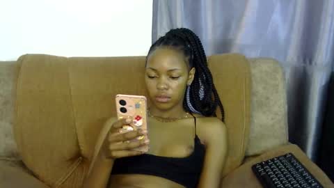 Snapshot of melissah_hot chatting on 02.21.25 melissah_hot online show from 02.21.25