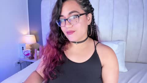 M E L I S S A  online show from 12.14.24