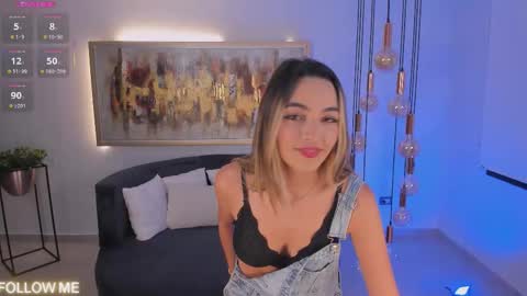 Snapshot of melissamoore_ chatting on 10.08.25 Call me Meli online show from 10.08.25