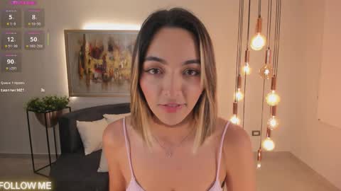 Snapshot of melissamoore_ chatting on 10.10.25 Call me Meli online show from 10.10.25