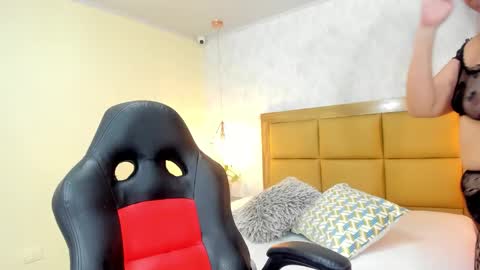    online show from 10.17.25