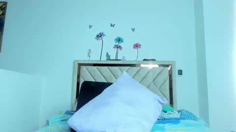 mellanie online show from 01.06.25
