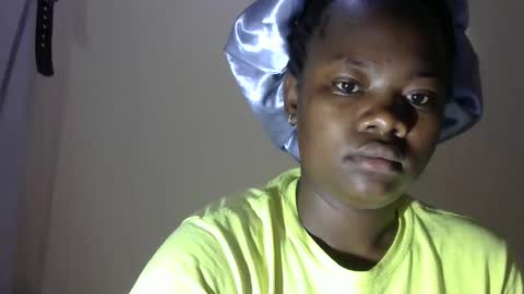 Snapshot of mellcy chatting on 01.15.25 mell online show from 01.15.25