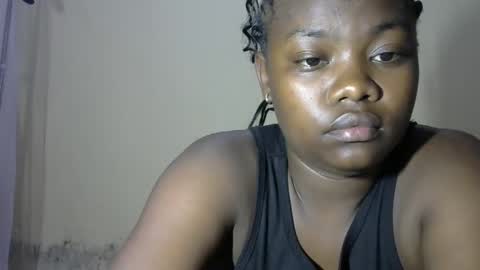 Snapshot of mellcy chatting on 01.20.25 mell online show from 01.20.25