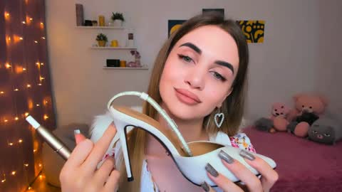 Tessa online show from 02.09.25
