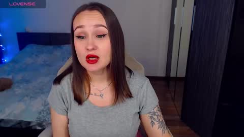 Mel online show from 12.21.25