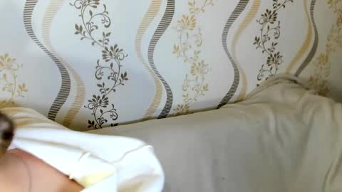 MelMooon online show from 10.15.25