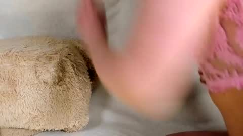 MelMooon online show from 03.04.26