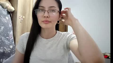 Nika online show from 05.13.26