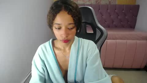 Snapshot of melody11_s chatting on 08.06.26 Melody online show from 08.06.26