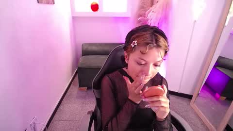 Snapshot of melody701583as chatting on 02.14.26 melody701583as online show from 02.14.26