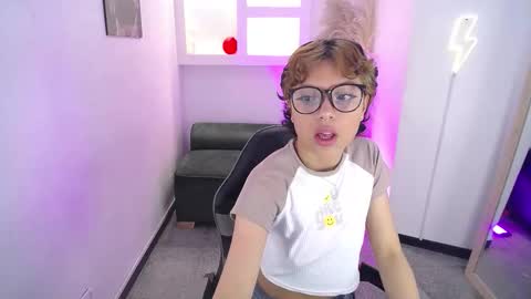 Snapshot of melody701583as chatting on 02.19.26 melody701583as online show from 02.19.26
