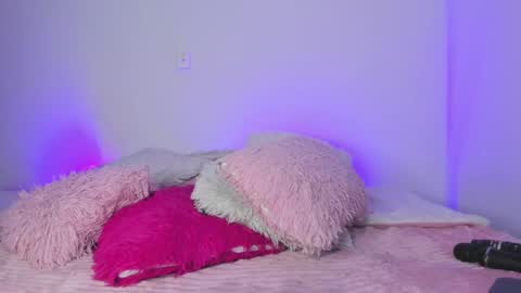    online show from 02.03.25