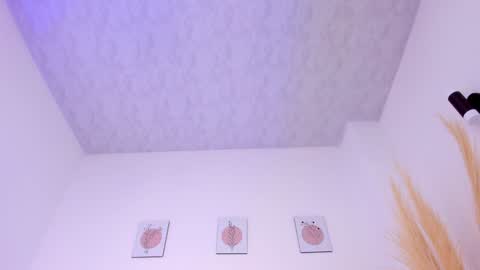   online show from 02.01.25