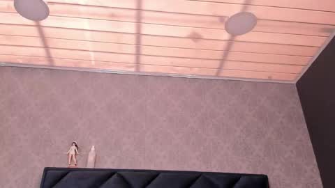 melody_hanks online show from 02.28.25