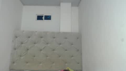 melody phillips online show from 10.06.25