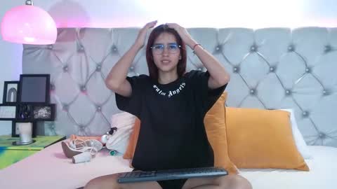 Luisa Castro online show from 02.10.25