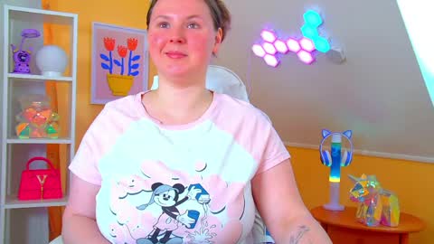 Melody online show from 04.22.26