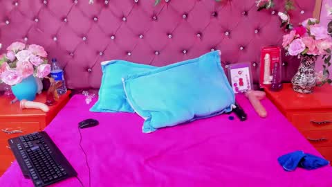 Melodysmithass online show from 02.06.25