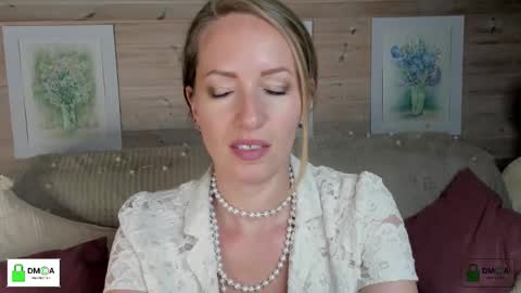 Melody My schedule this week  Wednesday Thursday Sunday online show from 09.20.25