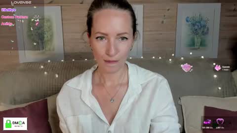 Melody My schedule this week  Wednesday Thursday Sunday online show from 10.02.25