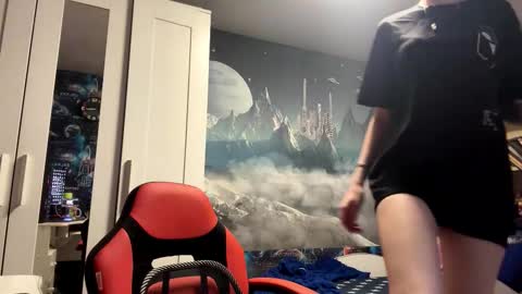 Hi Im Aria 18 years old online show from 10.10.25