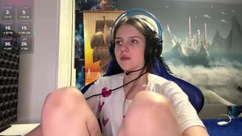 Hi Im Aria 18 years old online show from 02.17.26