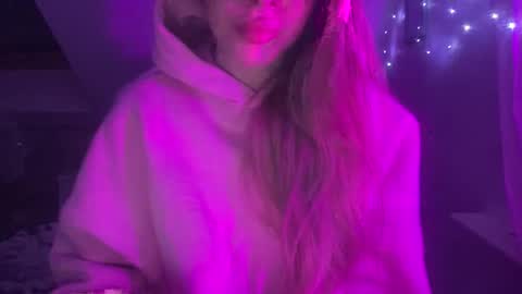Snapshot of meloodiesweet chatting on 02.06.26 Melodie Sweet online show from 02.06.26